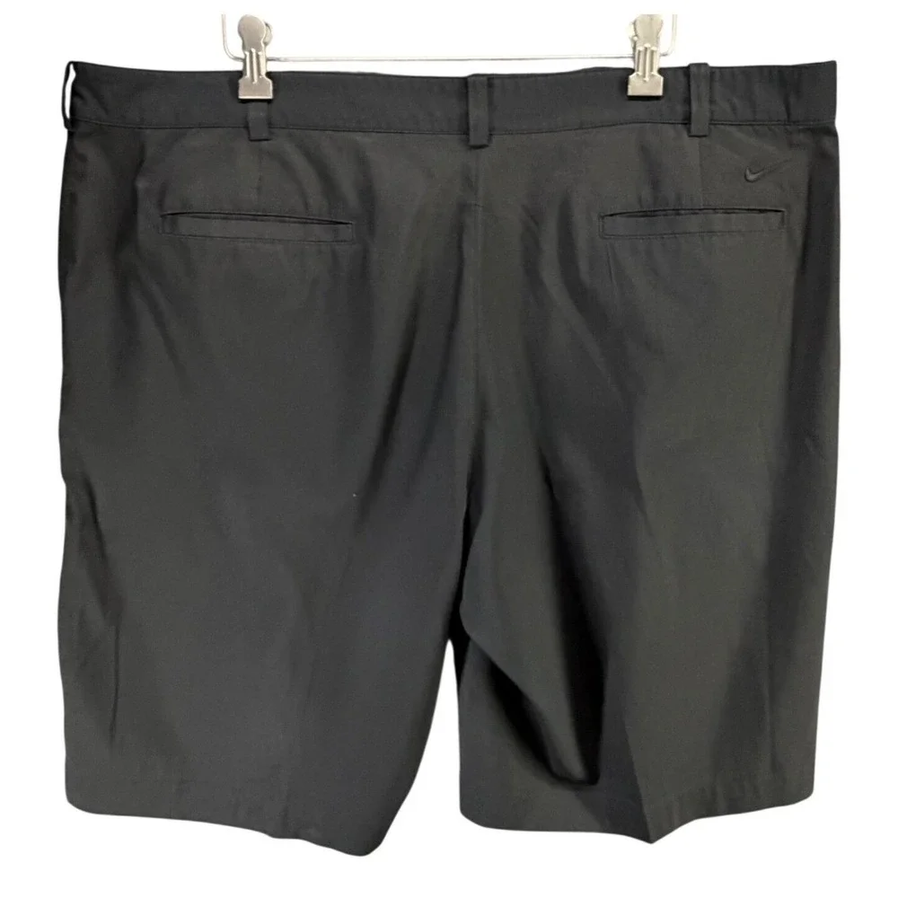 Nike Golf Flat Front Tech Short Mens 40 Black Dri FIT Performance Travel Outdoor